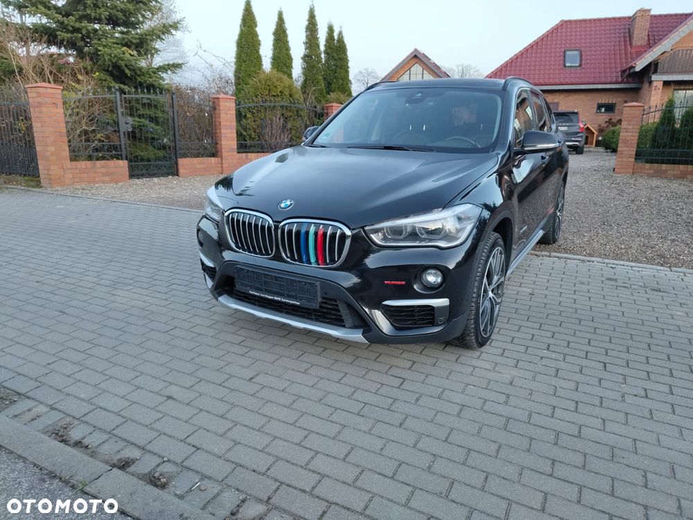 BMW X1 xDrive25d Sport Line - 1