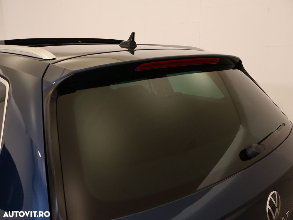 Volkswagen Passat - 9