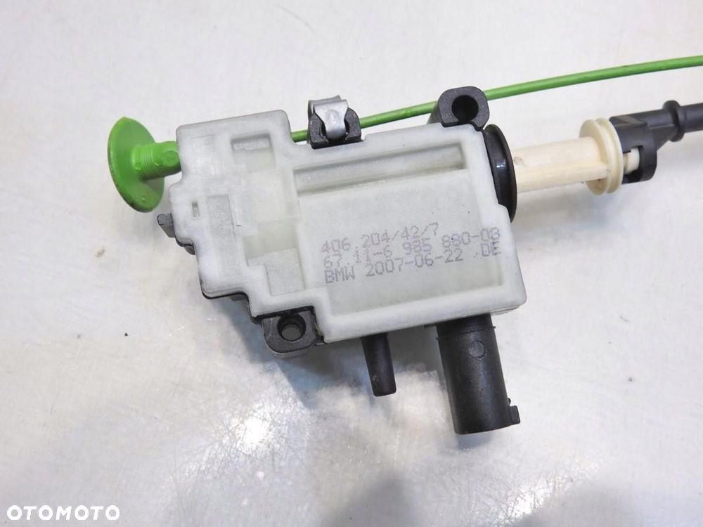 SIŁOWNIK KLAPKI WLEWU PALIWA BMW 3 E91 6985880 - 6