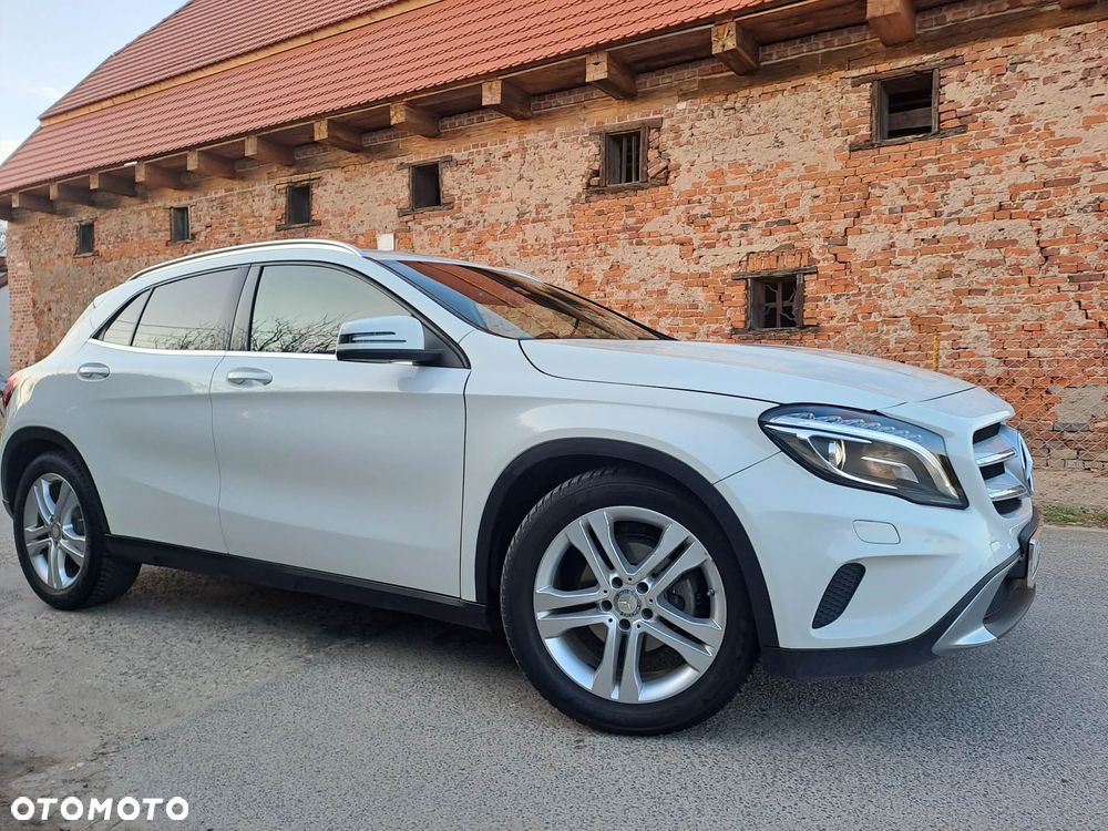 Mercedes-Benz GLA 200 (CDI) d - 1
