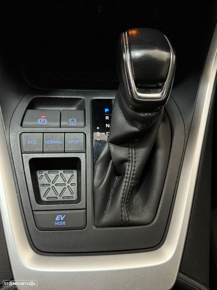 Toyota RAV4 2.5 HDF Comfort - 9