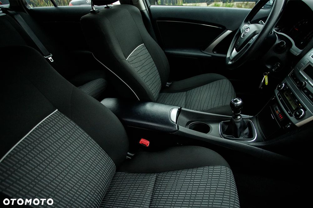 Toyota Avensis 1.8 Life - 34