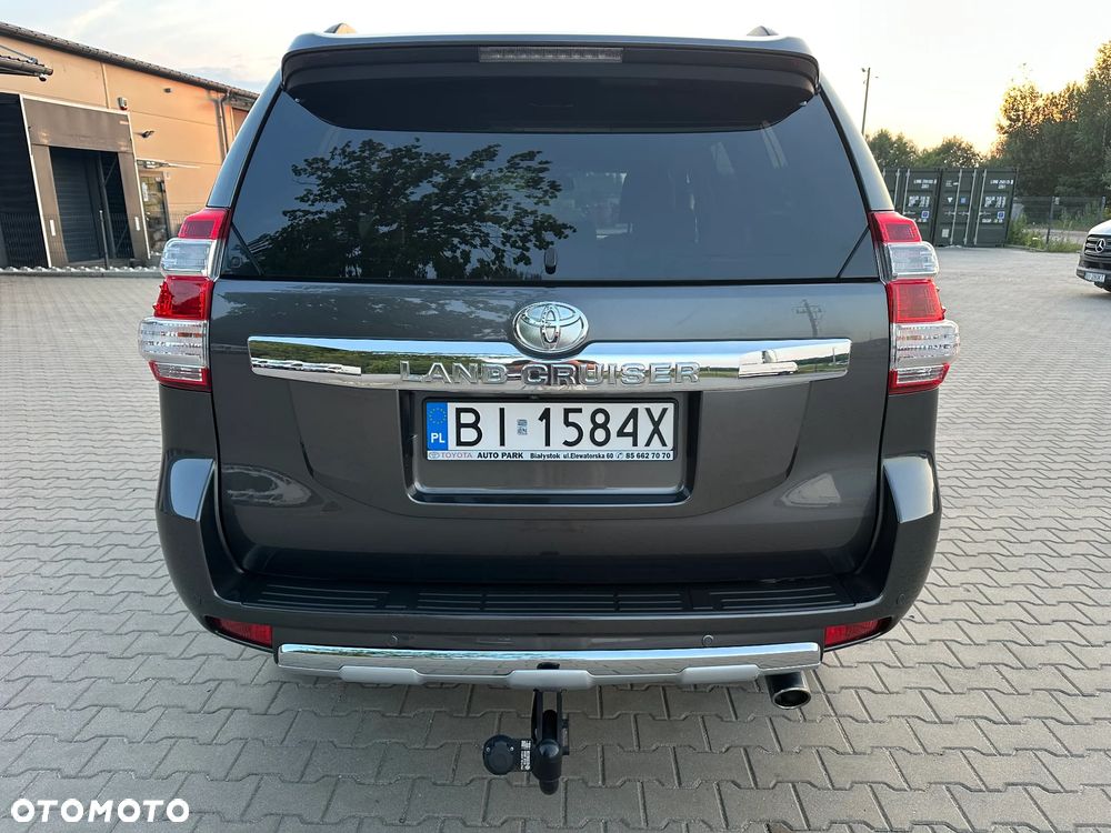 Toyota Land Cruiser LC 2.8 D-4D Invincible - 4
