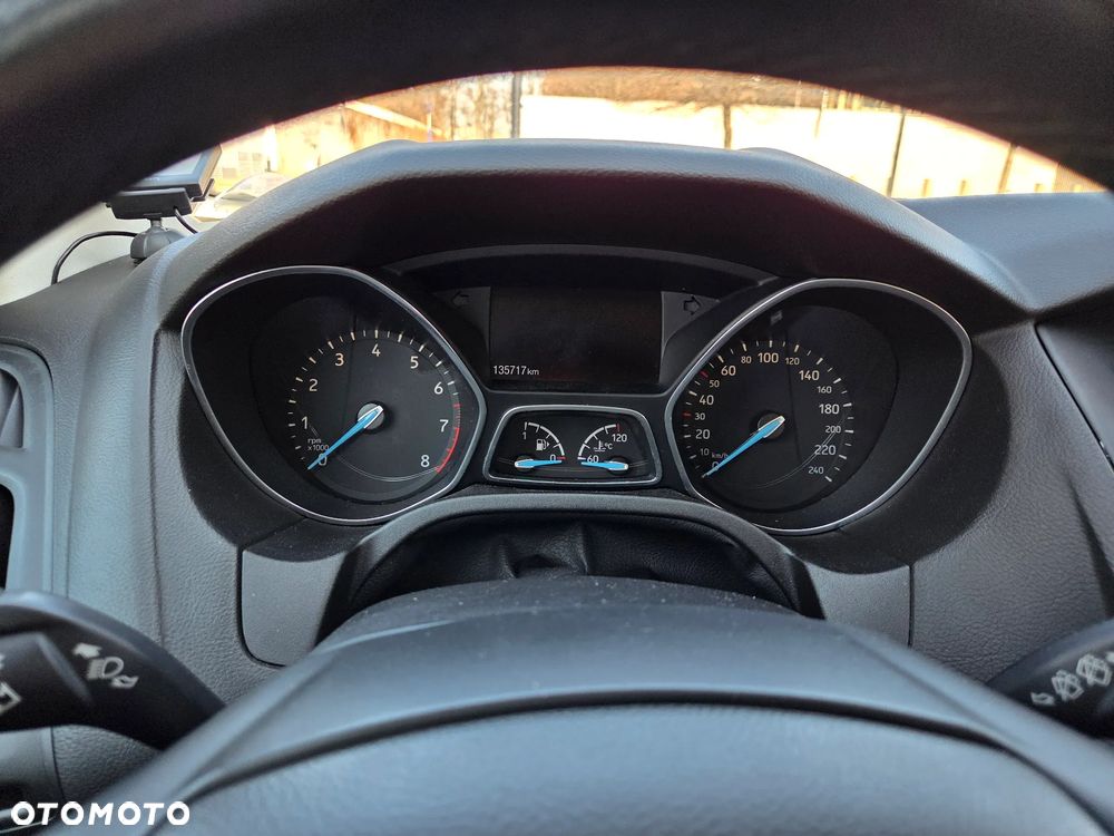 Ford Focus 1.5 EcoBoost Trend ASS - 25