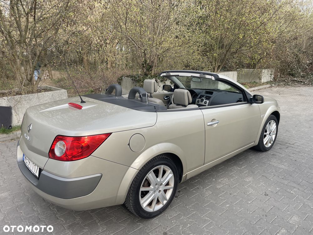 Renault Megane 2.0T 16V Privilege - 11