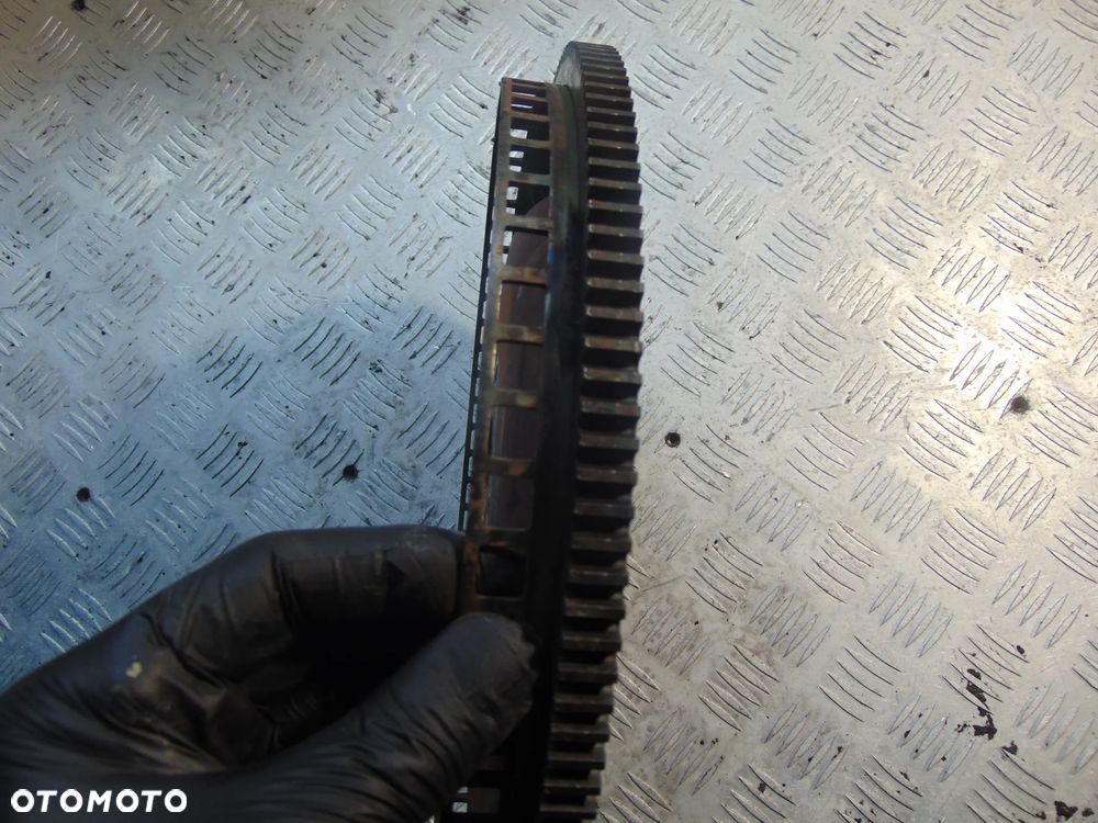 Koło zamachowe mercedes ml w164 3,0 cdi - 3