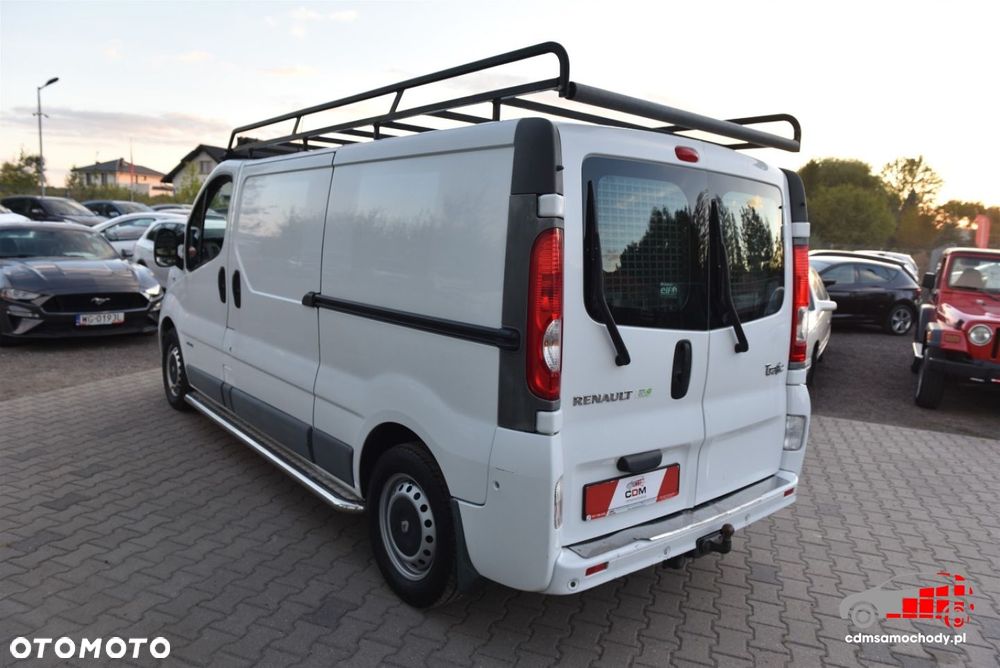 Renault Trafic - 8