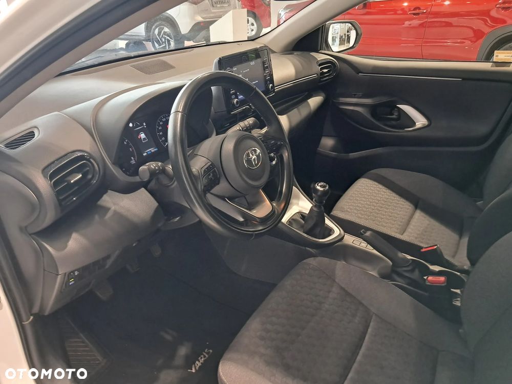 Toyota Yaris 1.5 Comfort - 10