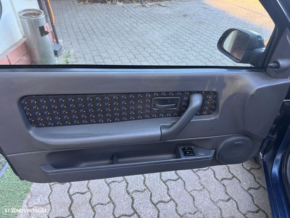 Renault Clio 1.8 16V - 9