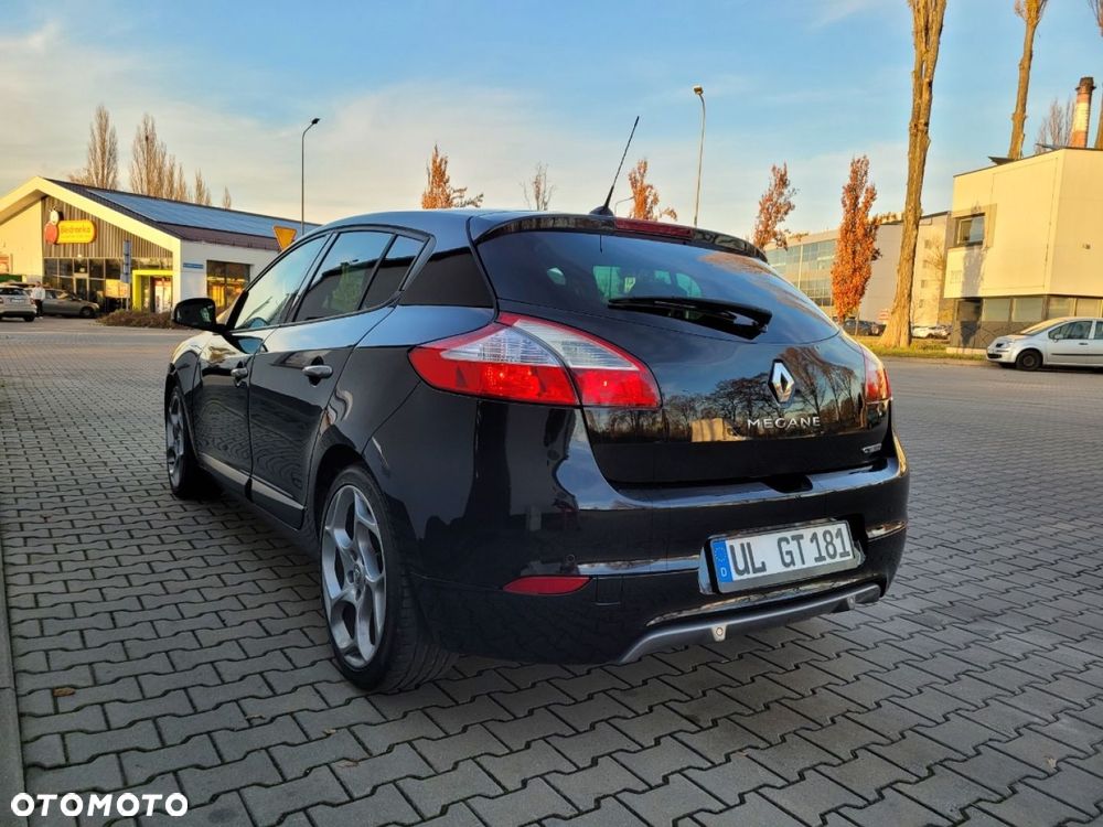 Renault Megane TCe 180 GT - 7