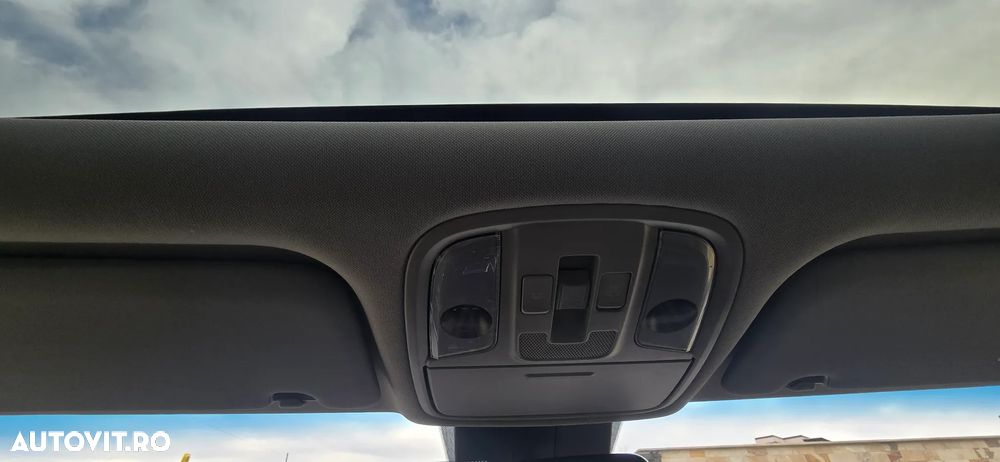 Kia Sportage 2,0 CRDI AWD Aut. Platinum - 33