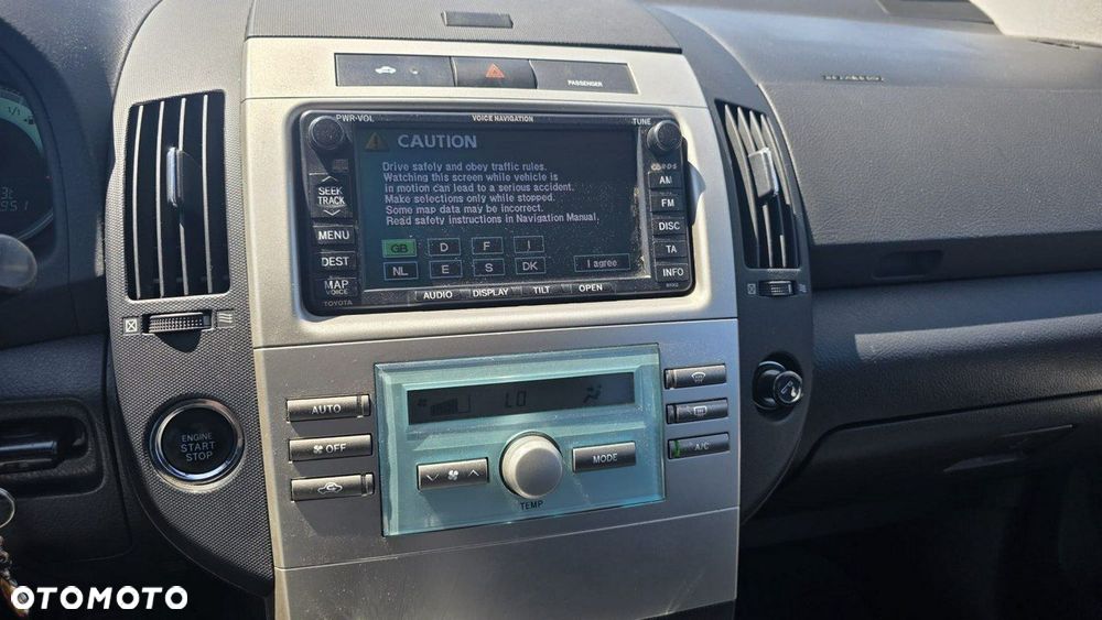 Toyota Corolla Verso - 12