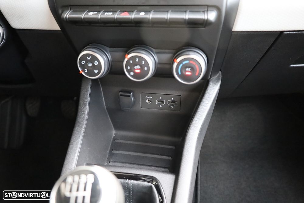 Renault Clio 1.0 TCe Evolution - 22