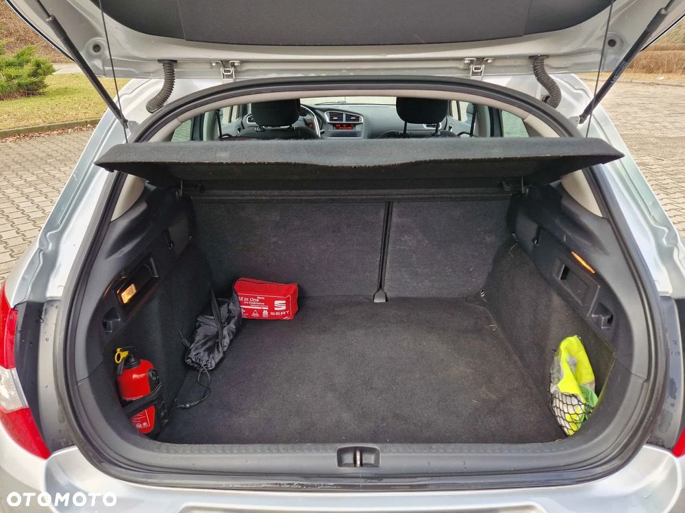 Citroën C4 VTi 120 Attraction - 8