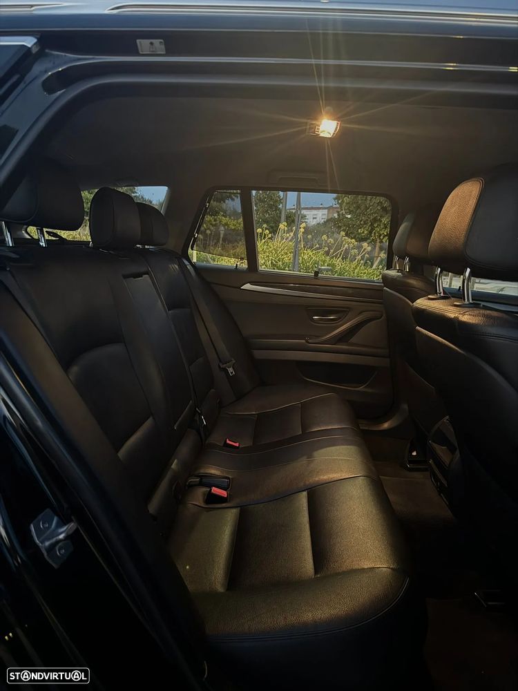 BMW 520 d Auto - 36