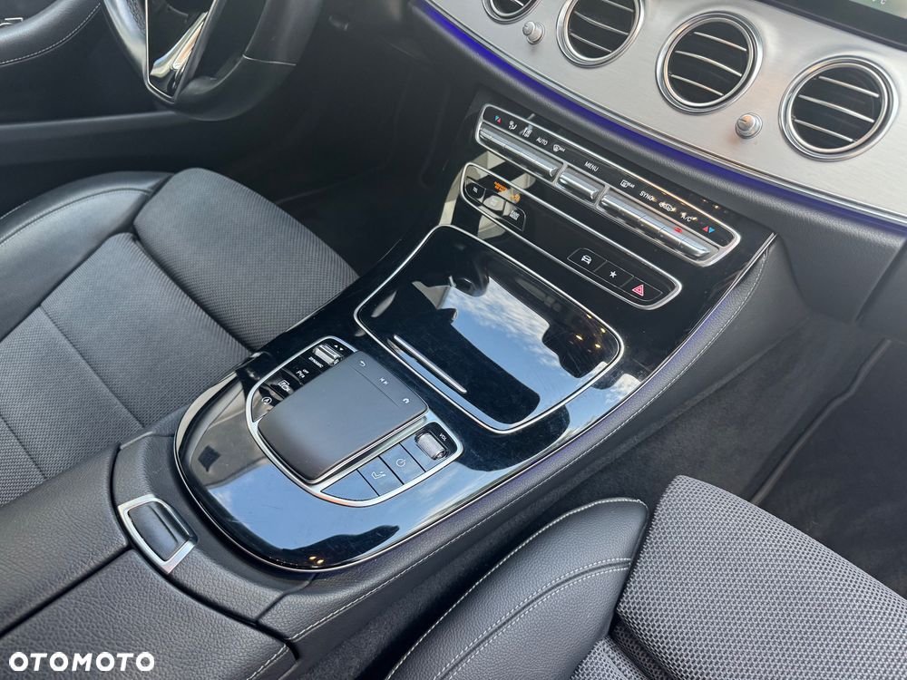 Mercedes-Benz Klasa E 200 d 9G-TRONIC Avantgarde - 13