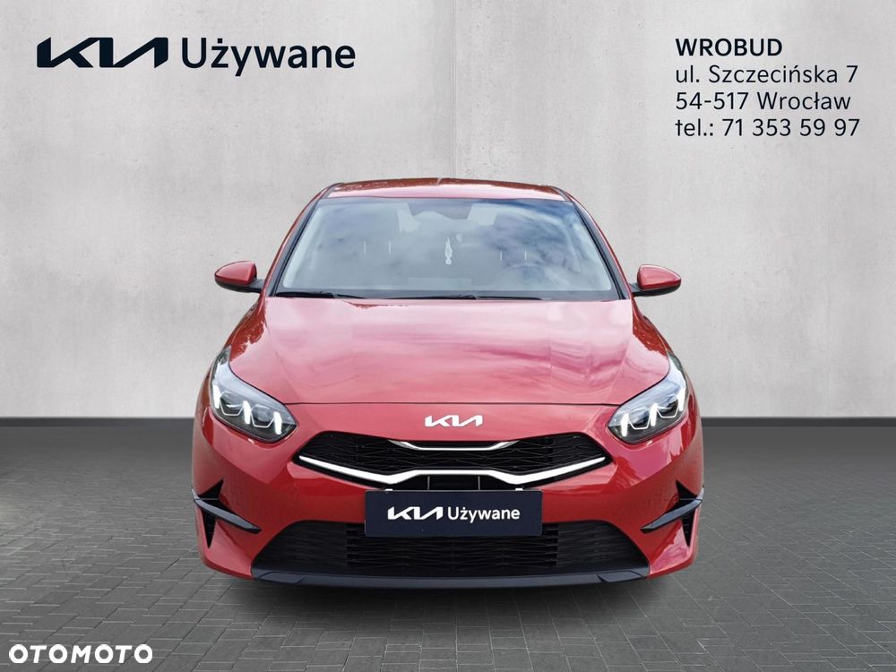 Kia Ceed - 8