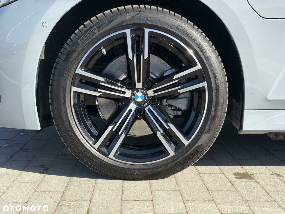 BMW Seria 3 330e PHEV M Sport - 5