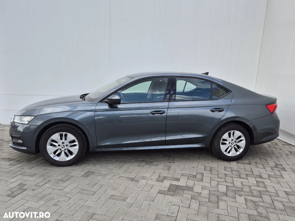 Skoda Octavia 2.0 TDI DSG Ambition - 2