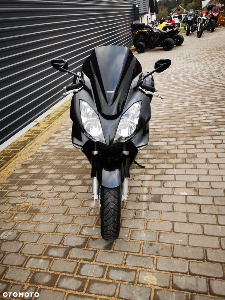 Honda VFR - 26