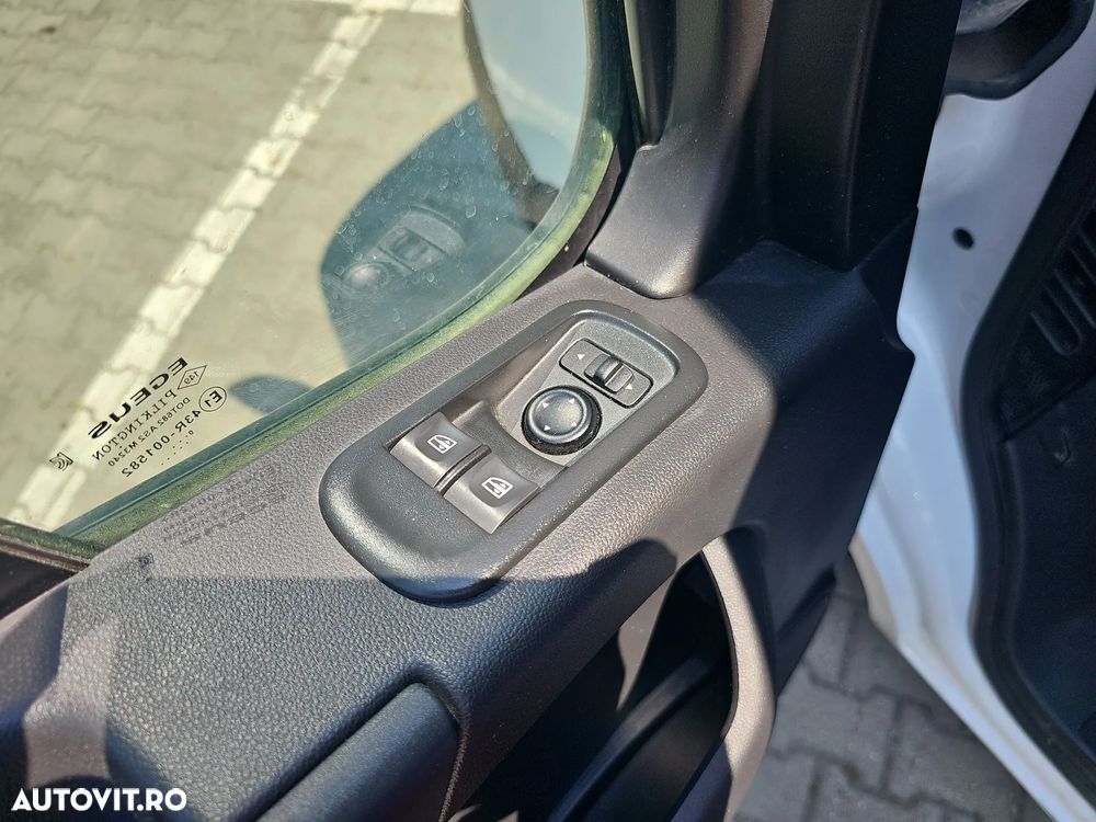 Renault MASTER - 12