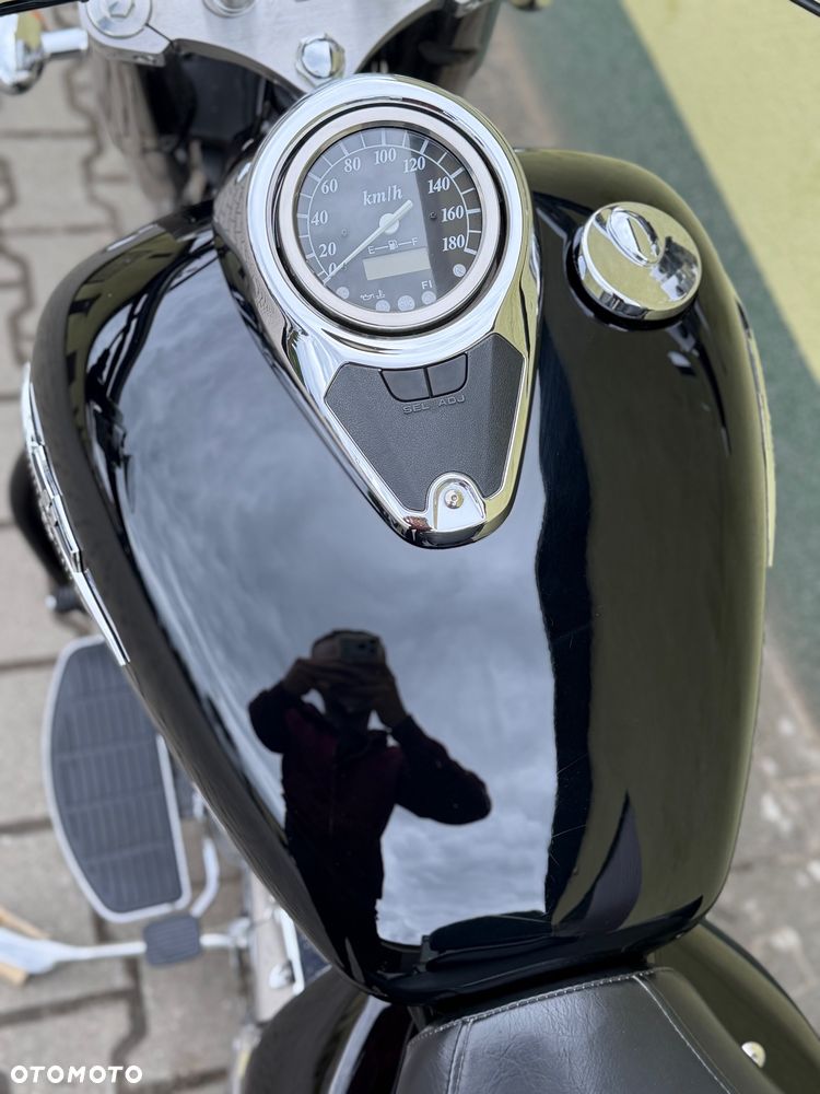 Suzuki VL 800 Volusia - Boulevard C50 - 35