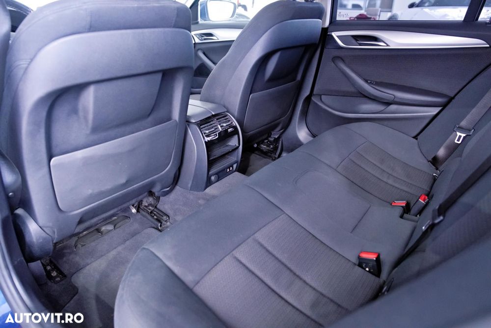 BMW Seria 5 520d Aut. - 22