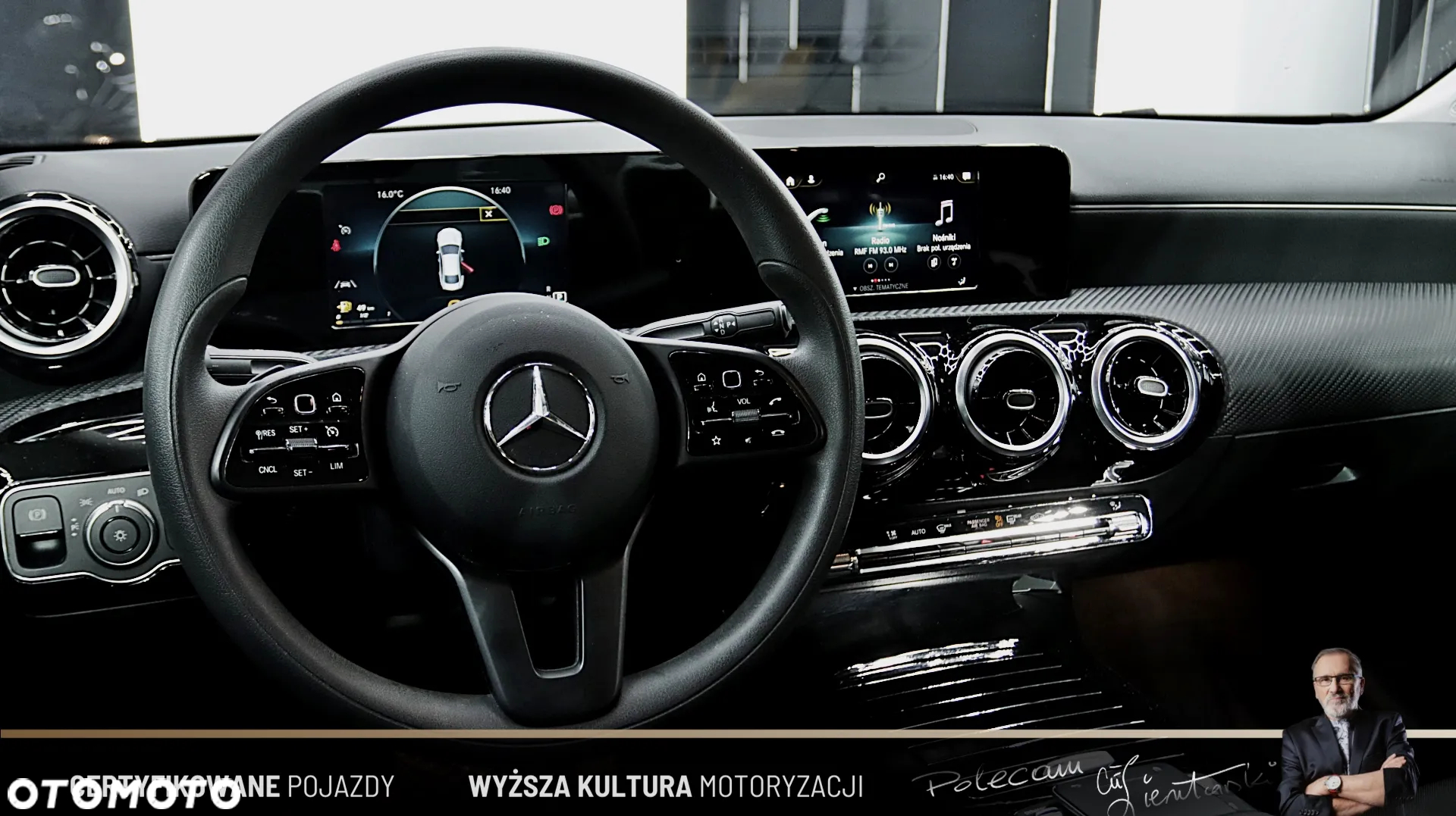 Mercedes-Benz CLA - 13