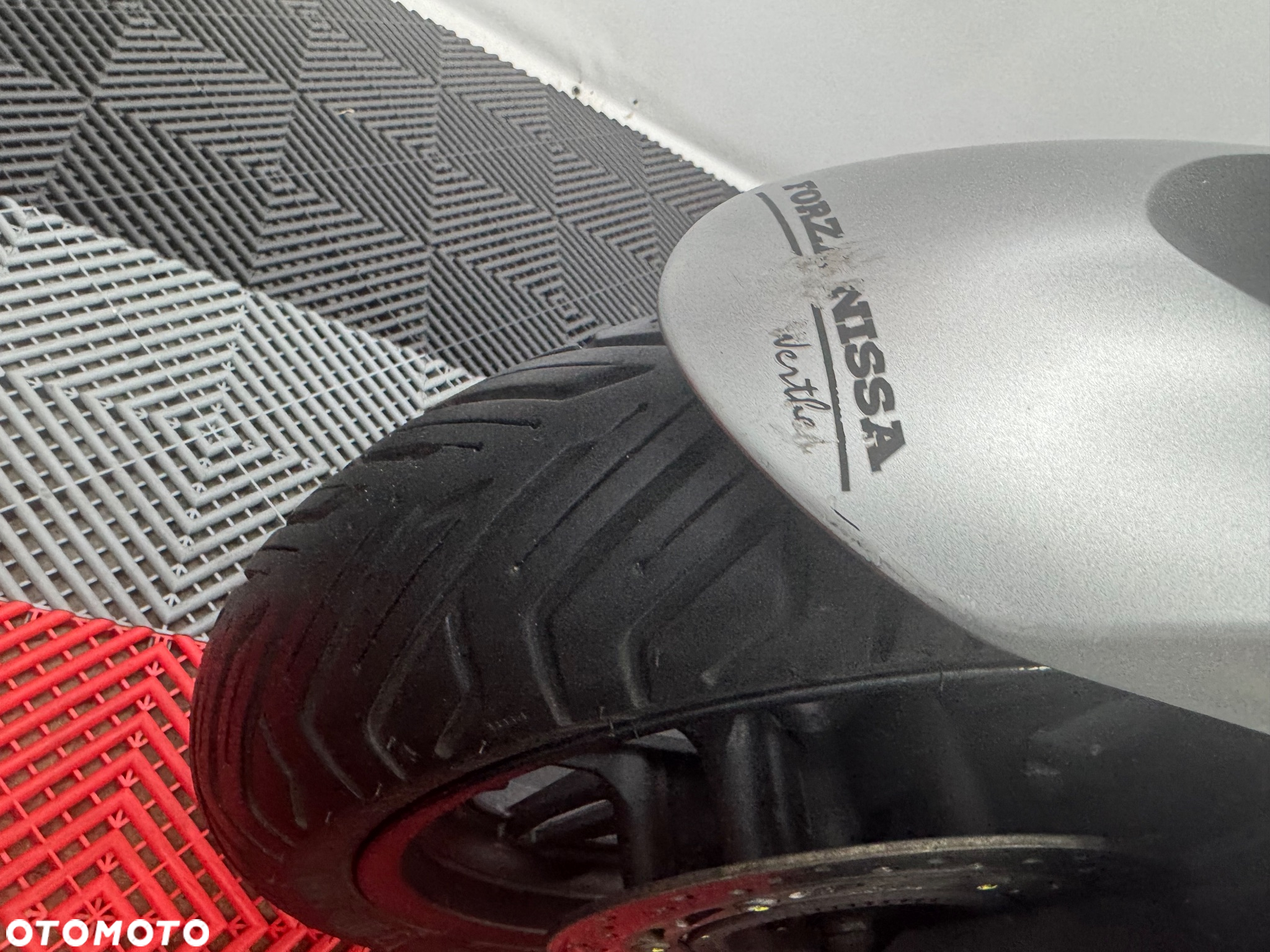 Honda NSS - 9