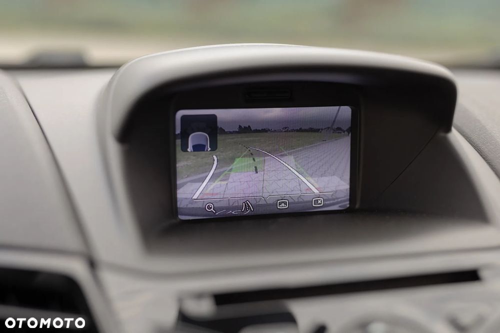 Ford Fiesta 1.0 EcoBoost STart-Stop Titanium - 19