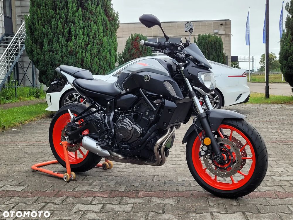 Yamaha MT - 20