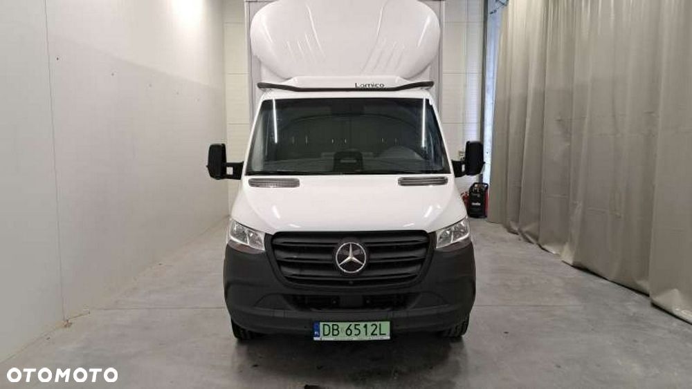 Mercedes-Benz Sprinter - 2
