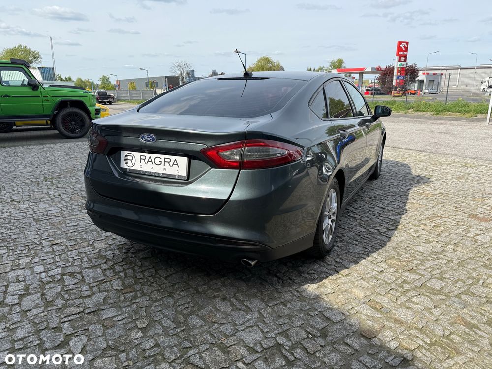 Ford Fusion - 7
