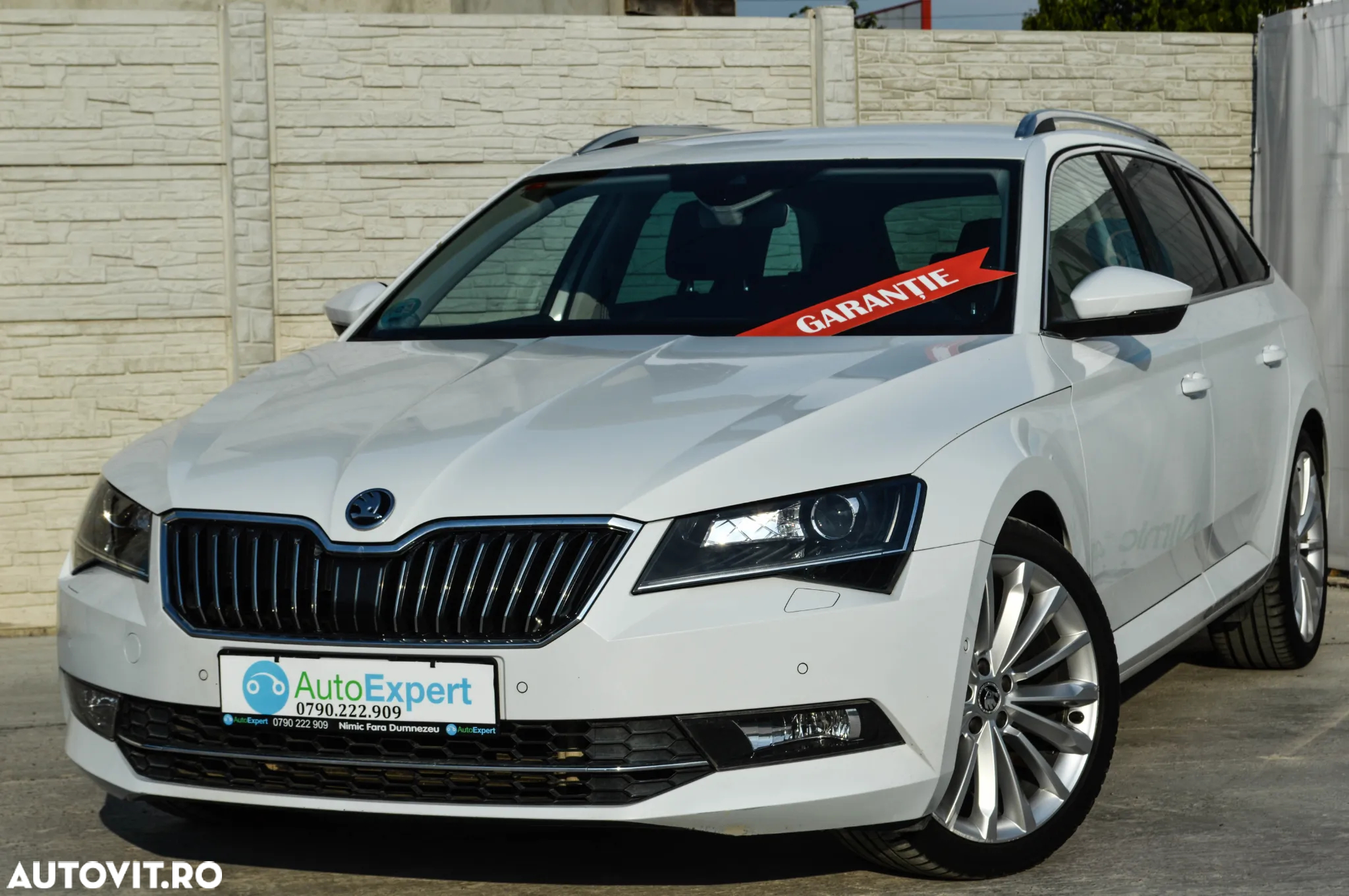 Skoda Superb Combi 2.0 TDI Style - 10