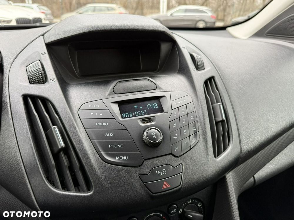 Ford Transit Connect - 4