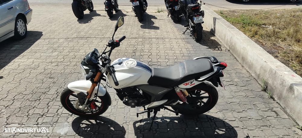Keeway RKV 125 - 4
