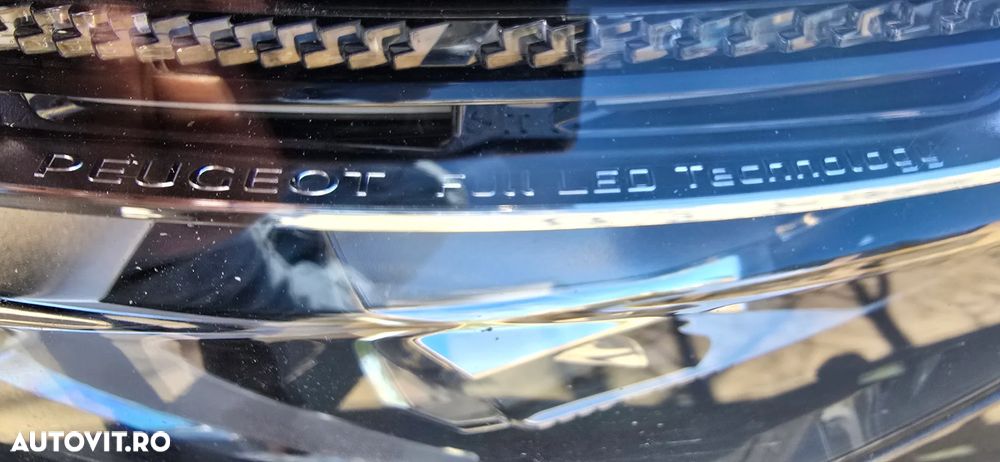 Peugeot 5008 BlueHDI 130 Allure - 16