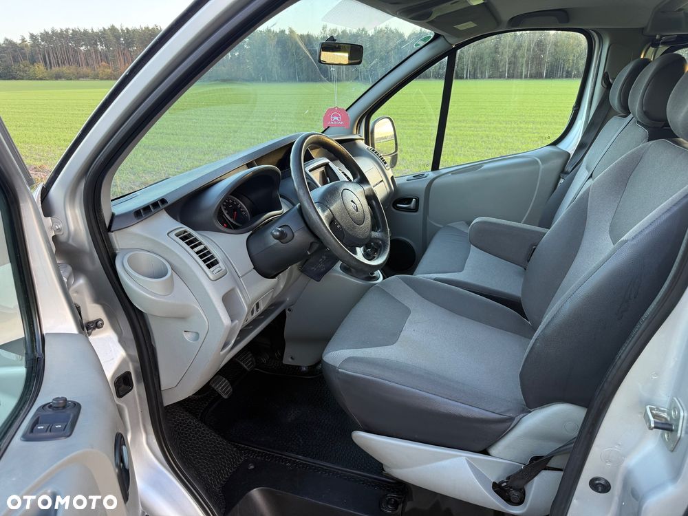 Renault Trafic - 28