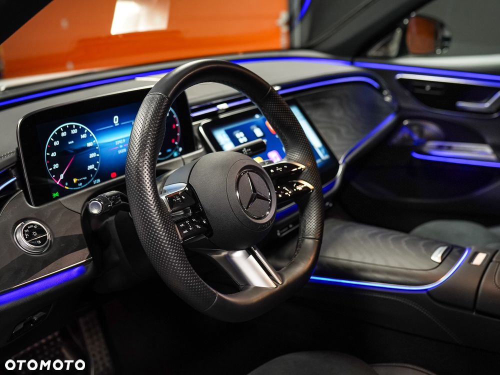 Mercedes-Benz Klasa E 220 d 9G-TRONIC Edition AMG Line - 17