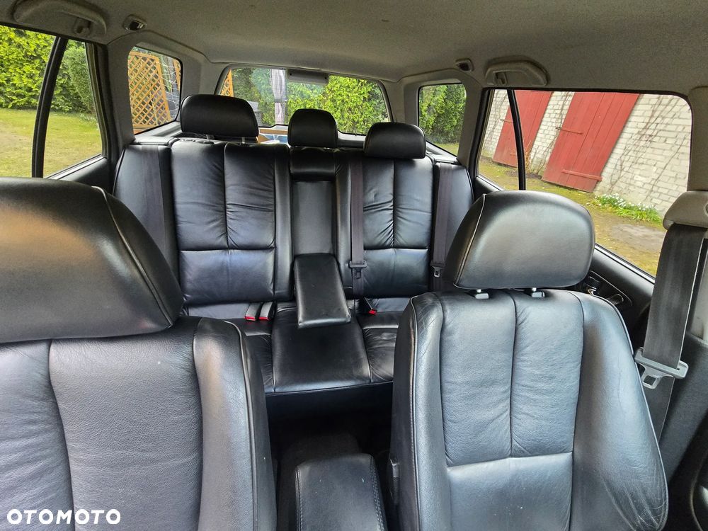 Mitsubishi Galant - 9