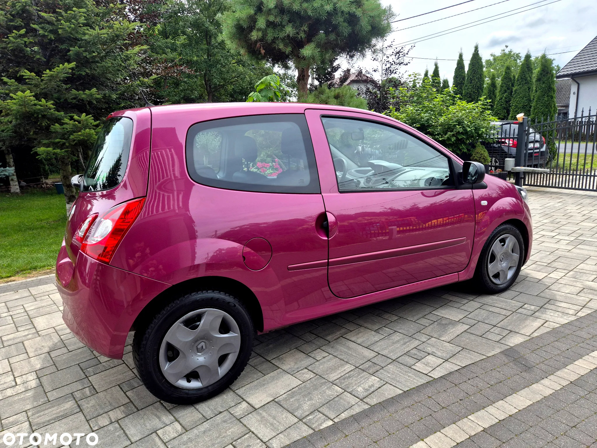 Renault Twingo 1.2 LEV 16V 75 Night & Day - 32