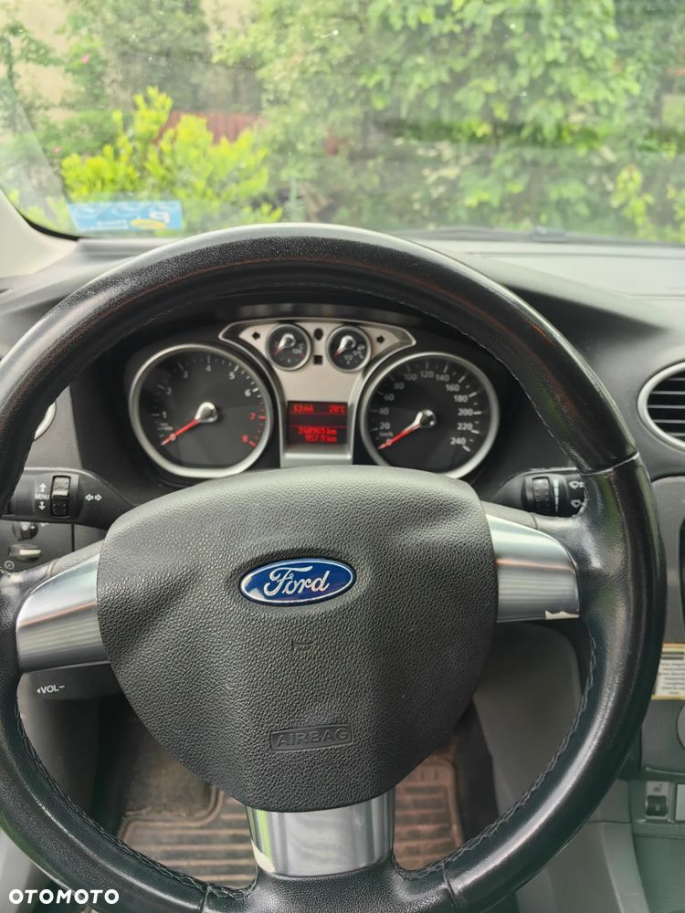 Ford Focus - 10