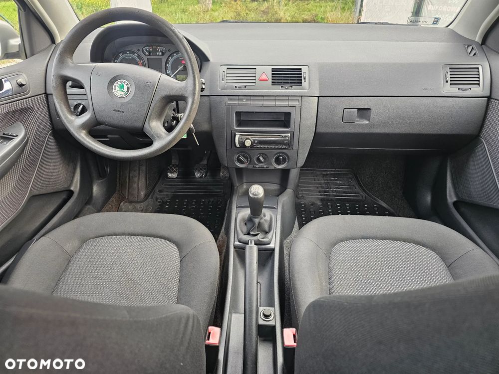 Skoda Fabia 1.4 16V Classic - 11