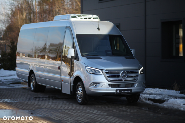 Mercedes-Benz Sprinter 519