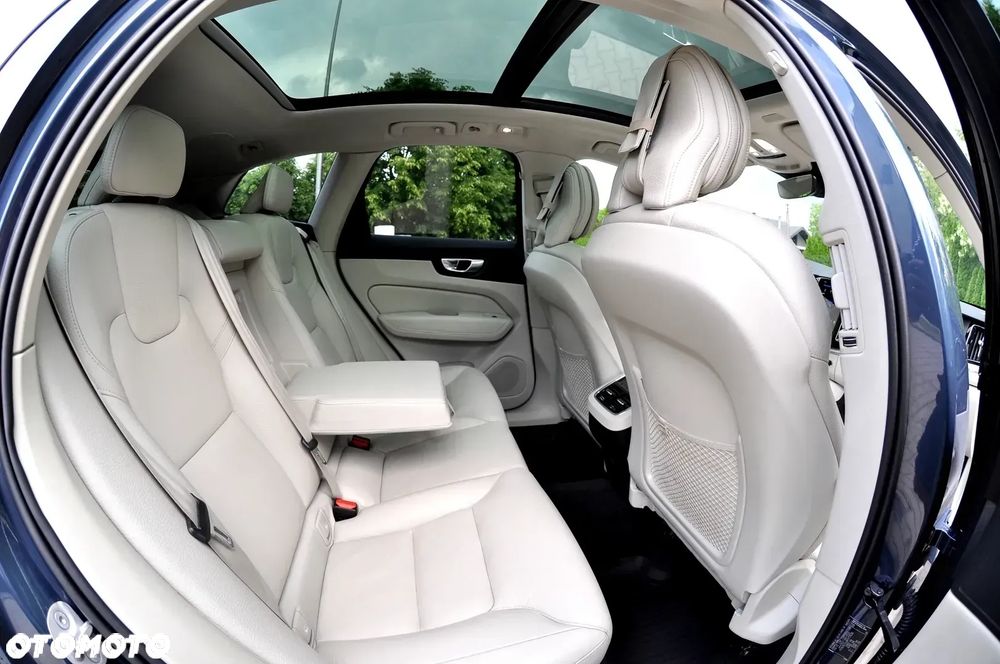 Volvo XC 60 B4 D Geartronic RDesign - 31