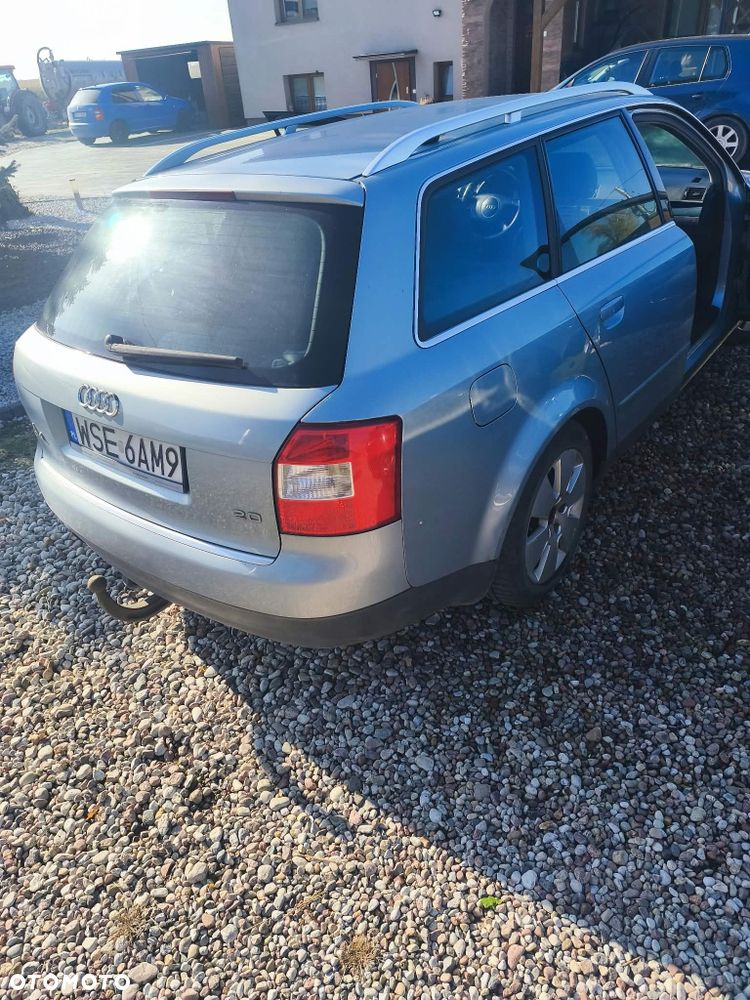 Audi A4 Avant - 6
