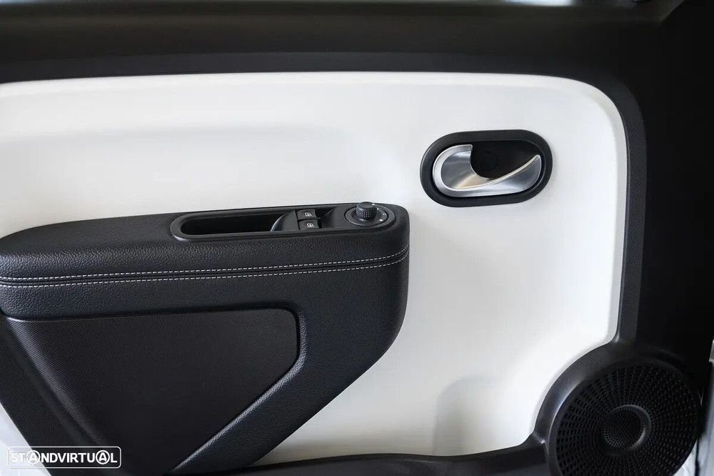 Renault Twingo E-Tech 27.5 kWh Techno Autonomia Urbana - 43