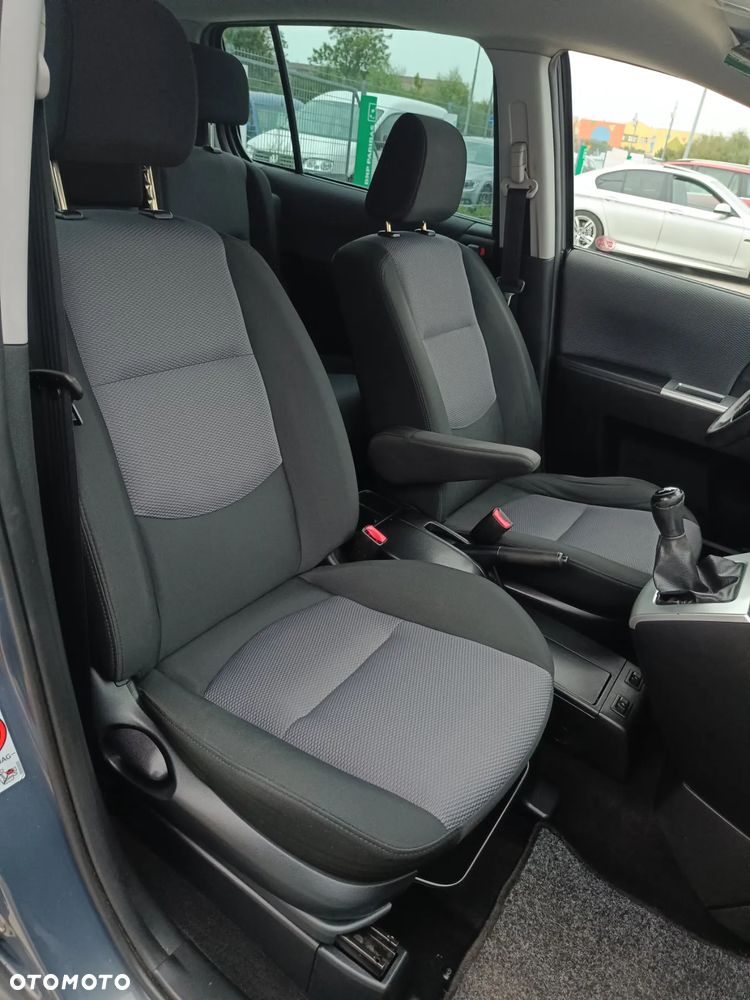 Mazda 5 2.0 Exclusive - 19