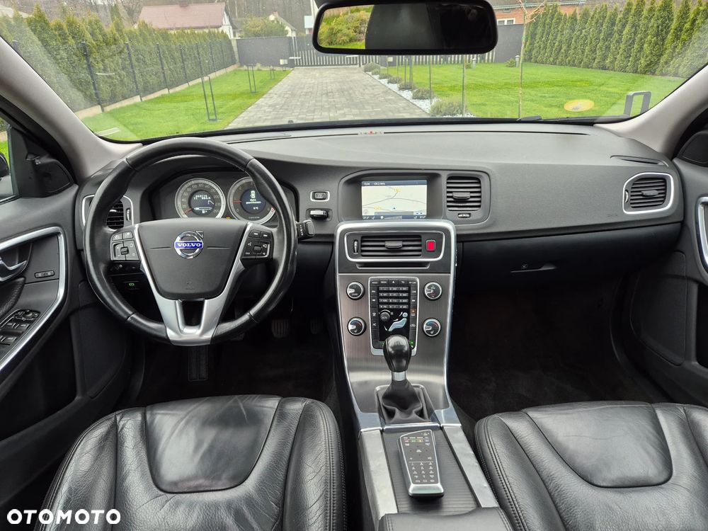 Volvo S60 D5 Summum - 22