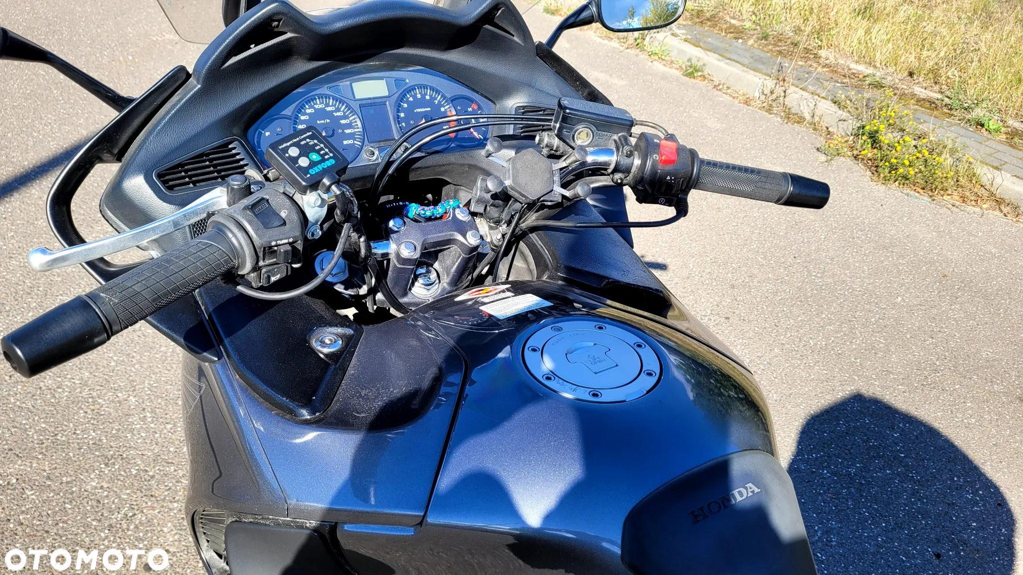 Honda NT - 9